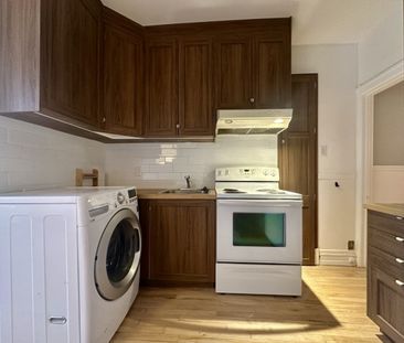 4231 Rue Messier, #C - Photo 4