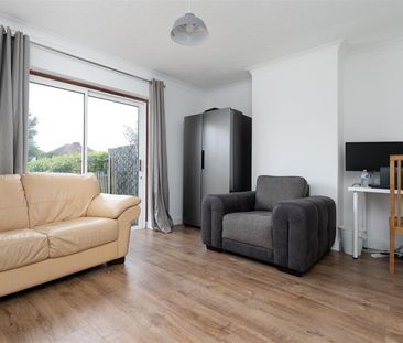 Church Road, West Drayton - Photo 3