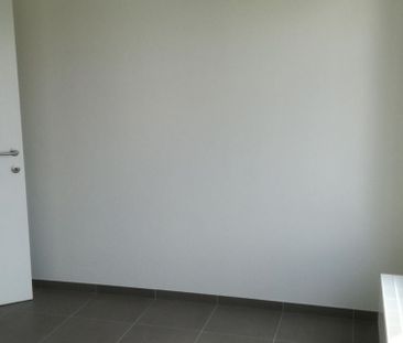 Appartement te huur in Veldwezelt voor € 880 met 2 slaapkamers - Foto 4