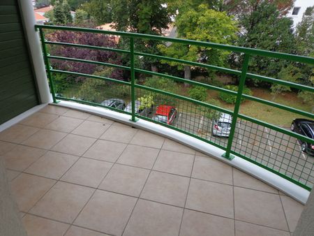 Location Appartement 2 pièces 51m² - Photo 3