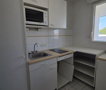 Location Appartement 2 pièces 42m² ORLEANS 45000 - Photo 2