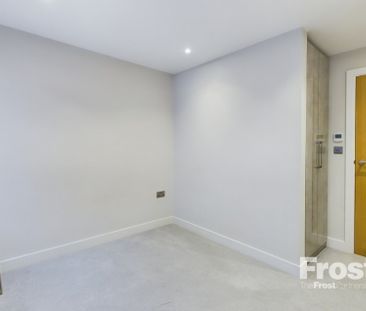 11 Station Road, Gerrards Cross,SL9 - Photo 6