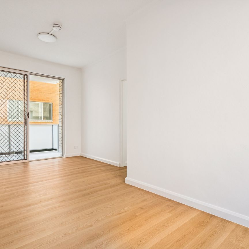 2/160 Oberon Street, Coogee - Photo 1