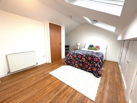 7 Bed Terraced House, Kenmare Road, L15 - Photo 5