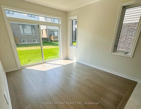 For Lease - 5 Bannister Road Unit# A, Barrie, Ontario - Photo 4