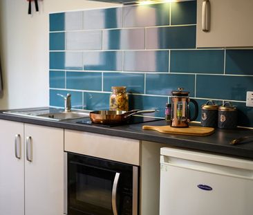 Studio Flat, Queen St, S1 - Photo 6