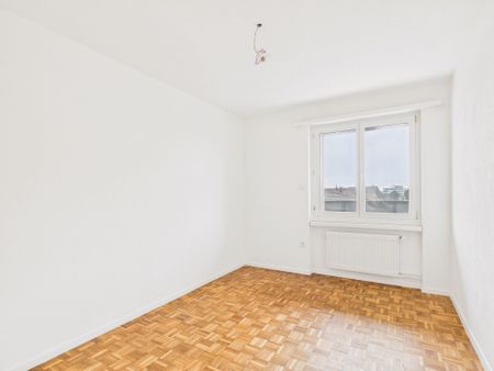 Modern 5.5-room penthouse apartment with balcony in Altstätten - Photo 4