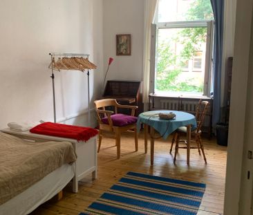 Olof Palmes Gata, Stockholm - Photo 3