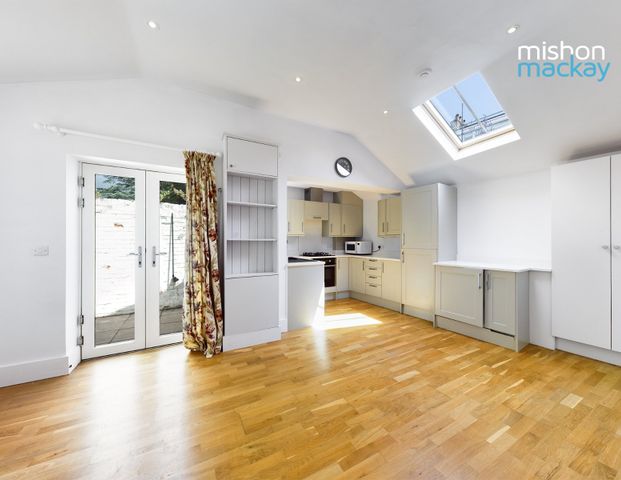 2 bedroom semi-detached bungalow to rent - Photo 1