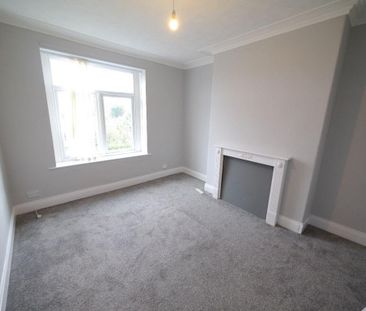 3 bedroom flat to rent - Photo 5