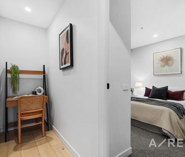 Superior Style & A Location To Envy - Unfurnished - Photo 4