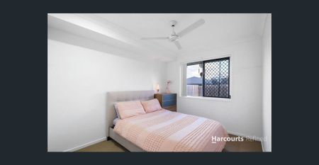 4 BEDROOM, 2 BATHROOM HOME - Photo 3