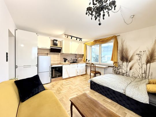 Kawalerka na Włochach po remoncie - Photo 1