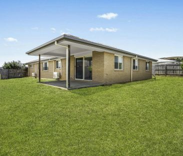 Four Bedroom Family Home Available Now! - Photo 2