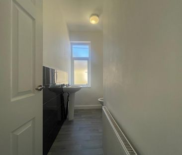 2 bed terraced house to rent in Scarlett Street, Burnley, BB11 - Photo 6
