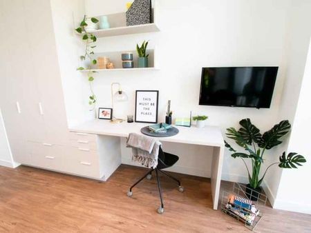 3 Bed Ensuite Apartment With Terrace - Photo 4