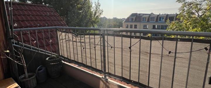 Gemütliche, möblierte 2-Zimmer-Dachgeschosswohnung mit Balkon - Foto 1