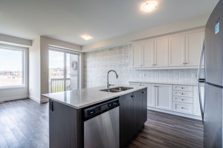 For Lease - 6 Bedrock Drive, Hamilton, Ontario - Photo 3