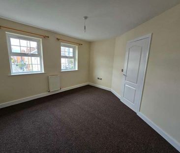 Main Road, Shavington, CW2 - Photo 3