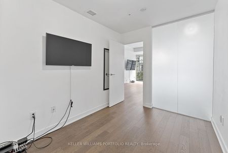 Thompson Residence Lofts 38 , #303 - Photo 5