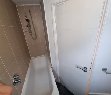 Greenhill Road, Harlesden, NW10 8UD, London - Photo 3