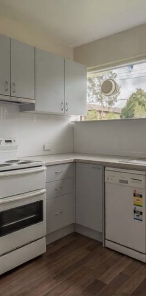 Convenient Location - Photo 1