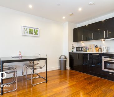 Cardiff, CF10 1BL - Photo 2