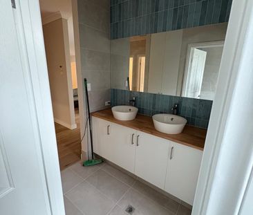 Craigburn Farm - Photo 1