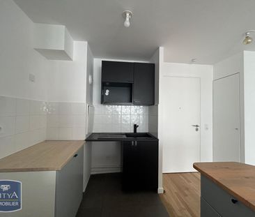 Location Appartement 3 pièces 56m² PUTEAUX 92800 - Photo 2