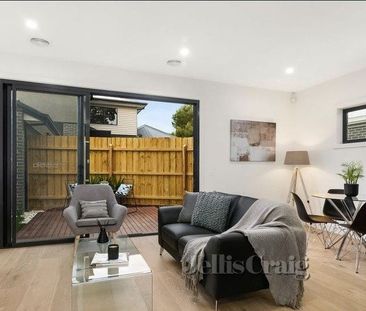 2/42 Graham Street, Newport - Photo 4