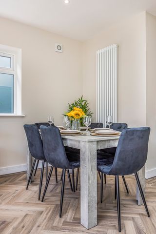 Shadwell Road Room 1 - Photo 5