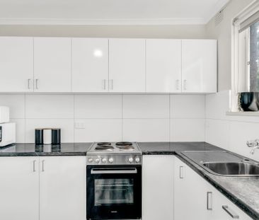 Convenient Apartment Living - Photo 3