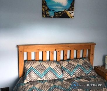 1 bedroom in a house share to rent - Photo 6