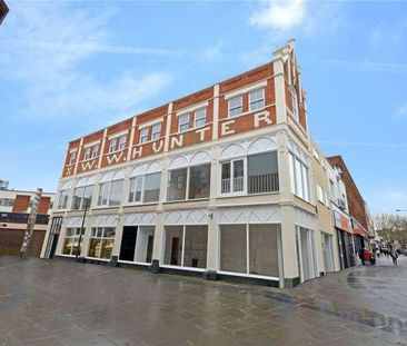 Hunters House, Edgeware Road, Swindon, SN1 - Photo 5