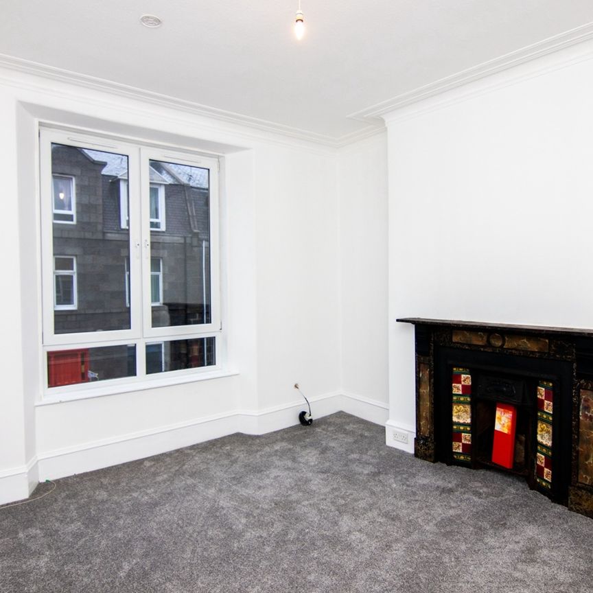 2 Bed Flat, Elmbank Road, AB24 - Photo 1