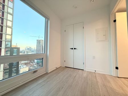 For Lease - 88 Queen Street Unit# 2203, Toronto, Ontario - Photo 4