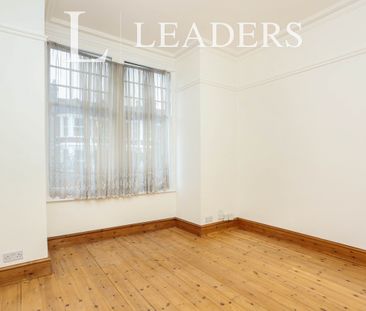 4 bedroom mid-terrace to rent Murillo Road, Lewisham, SE13 - Photo 4