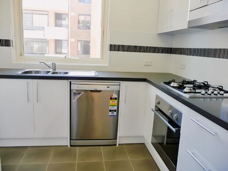 2 Bed 1 Bath - Photo 2