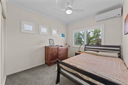 Modern Home on Private Corner Block - Photo 5