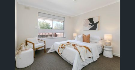 Well maintained property, tucked within the highly sought-after suburb of Cumberland Park - Photo 4
