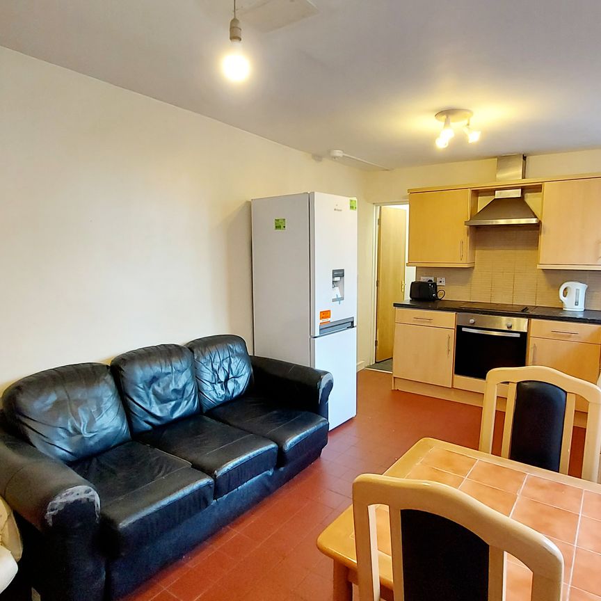 1 bedroom property to rent Hamlet Road, Chelmsford, CM2 - Photo 1