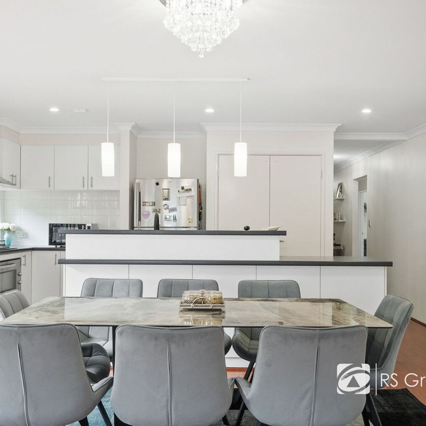 Contemporary Living with Timeless Charm in a Family-Friendly Haven - Photo 1