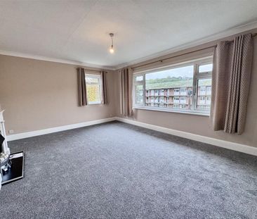 Scalby Road, Scarborough - Photo 1
