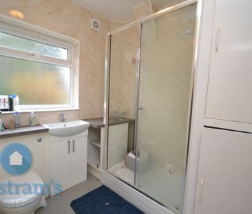 1 bed Shared House for Rent - Photo 2