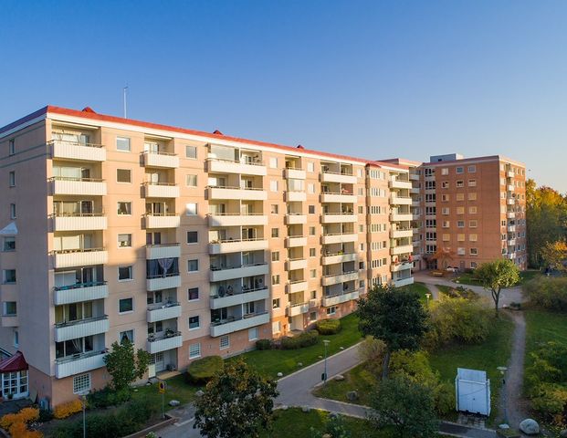 Jungfruns Gata 402, Brandbergen - Photo 1