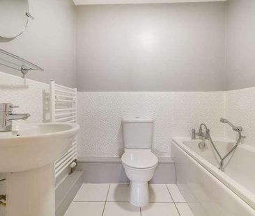 Dearne Court, Woolley Grange, S75 - Photo 3