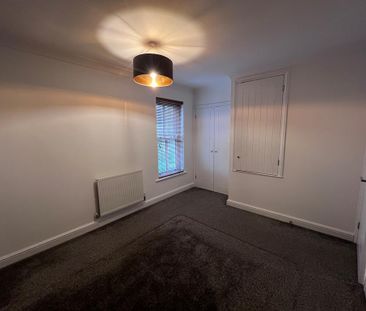 2 bedroom house to rent - Photo 2