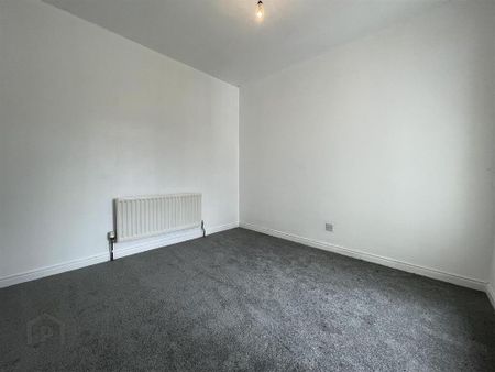 32 Donaghadee Road, Newtownards, BT23 7ET - Photo 4