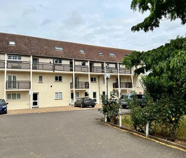 2 bedroom maisonette to rent - Photo 1