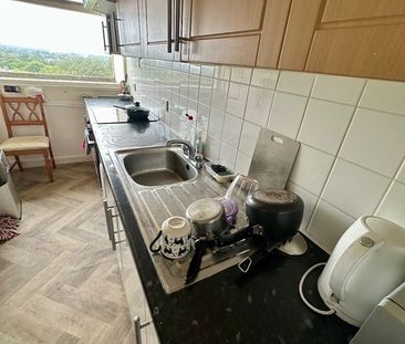 Room in a Shared Flat, Dunbridge House, SW15 - Photo 2